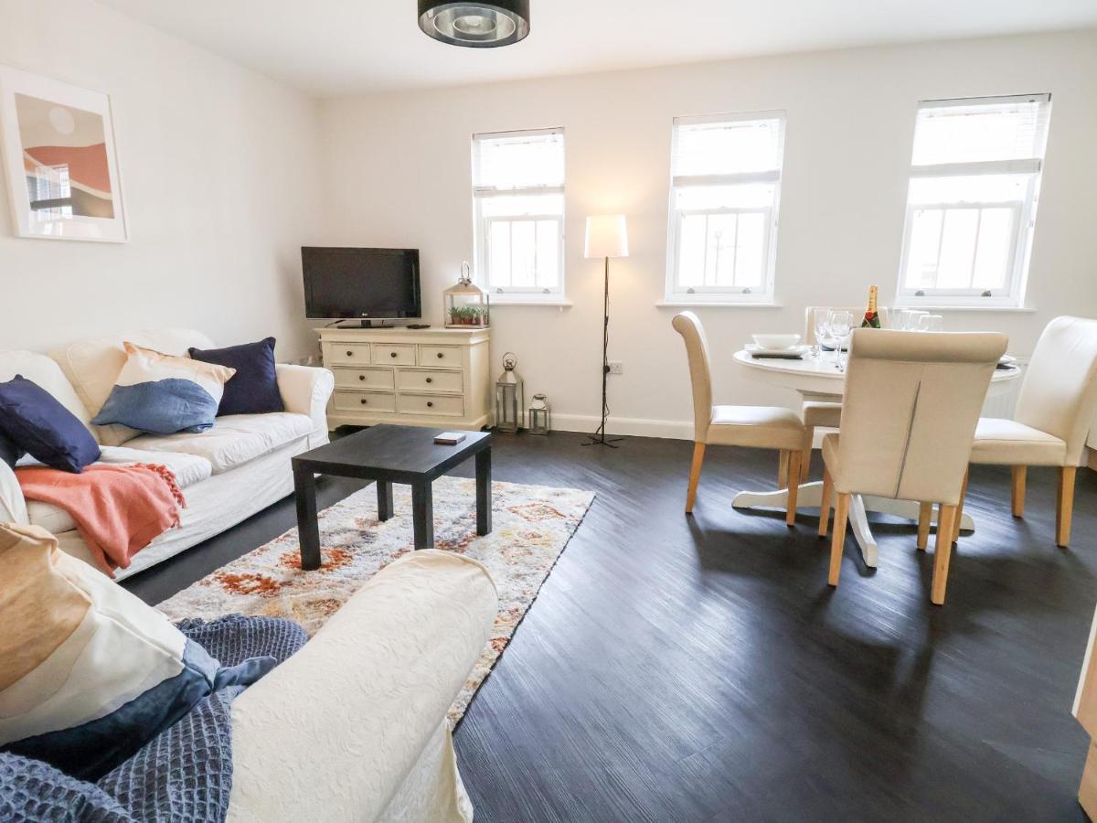 122 The Old Meadow Apartment Shrewsbury Ngoại thất bức ảnh