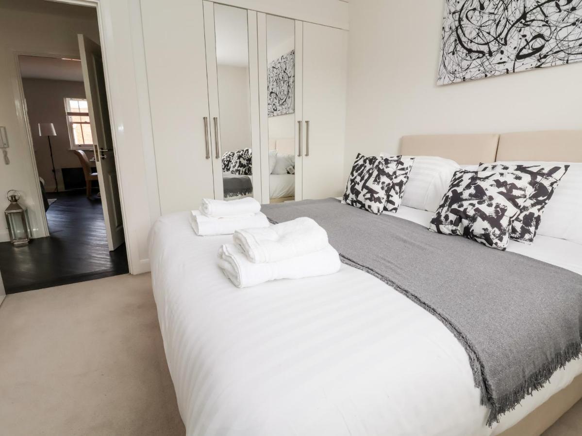 122 The Old Meadow Apartment Shrewsbury Ngoại thất bức ảnh